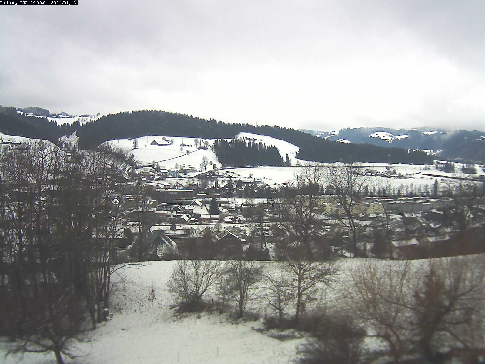 Webcam-Bild: Aussicht vom Dorfberg in Langnau 20210113-090601