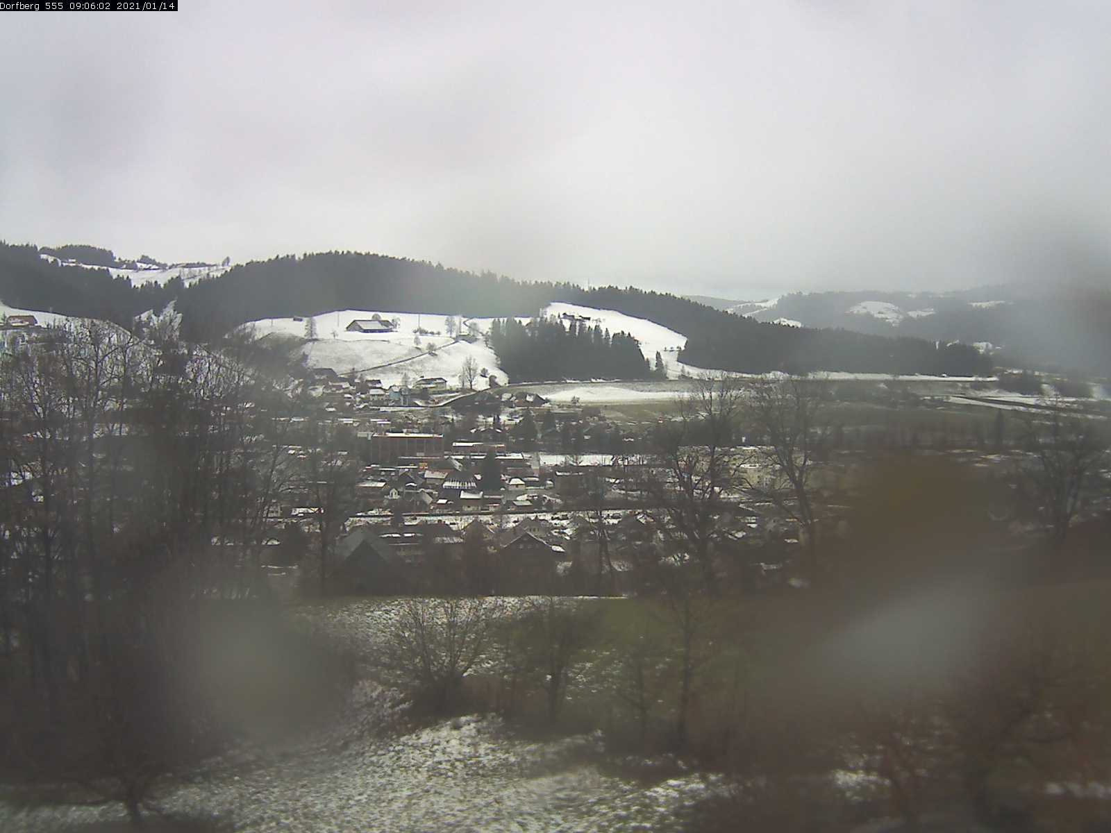 Webcam-Bild: Aussicht vom Dorfberg in Langnau 20210114-090601