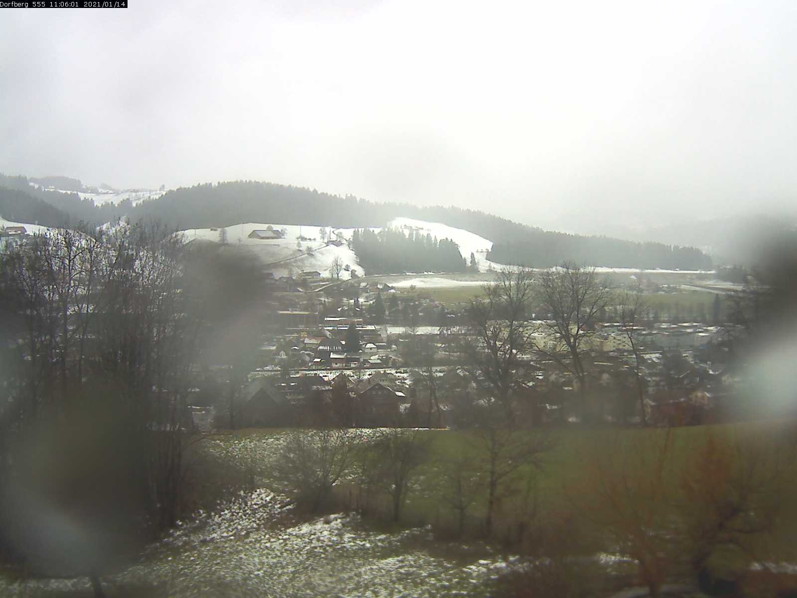 Webcam-Bild: Aussicht vom Dorfberg in Langnau 20210114-110601