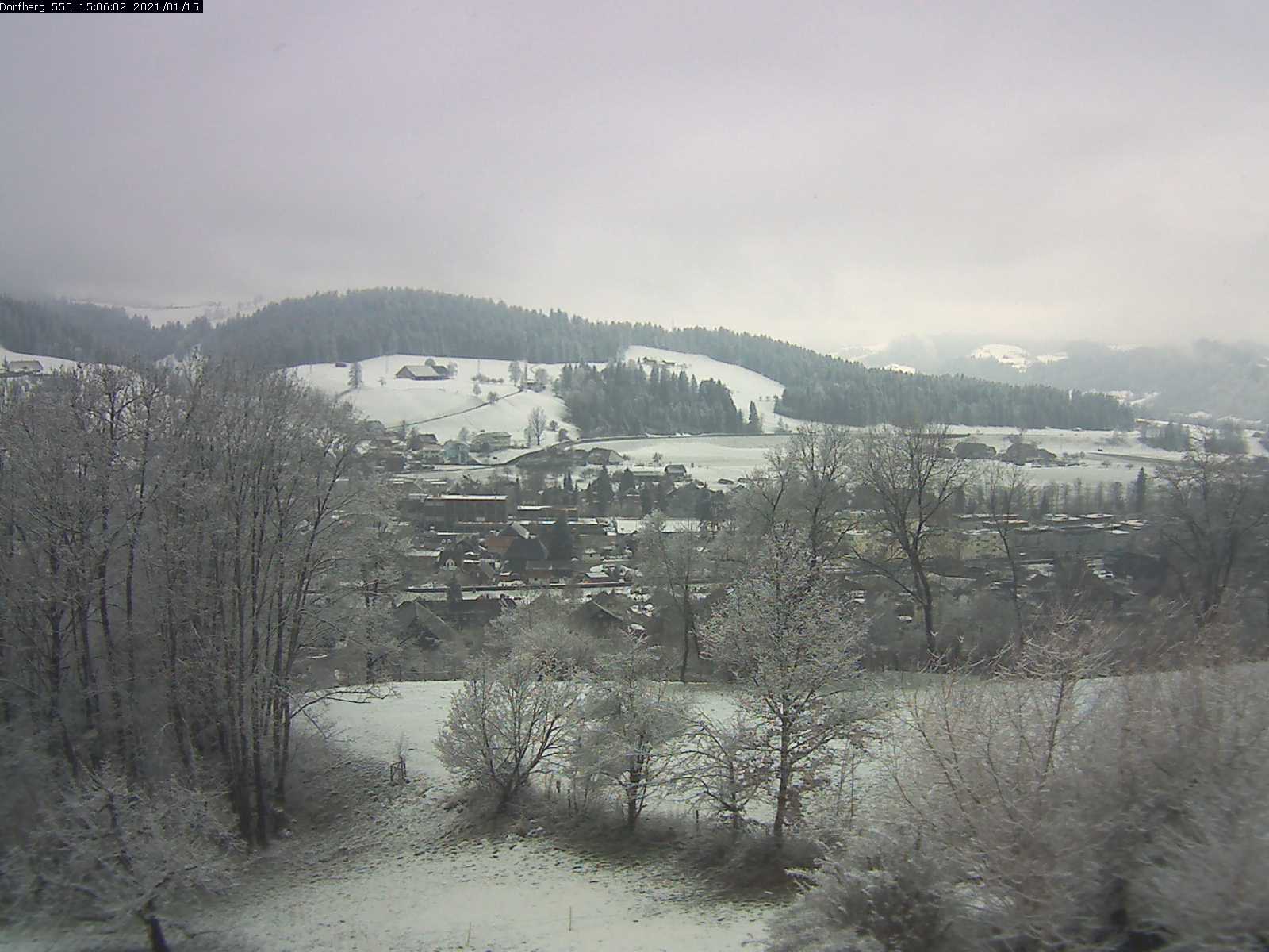 Webcam-Bild: Aussicht vom Dorfberg in Langnau 20210115-150601