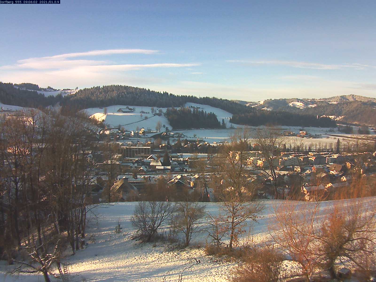 Webcam-Bild: Aussicht vom Dorfberg in Langnau 20210119-090601