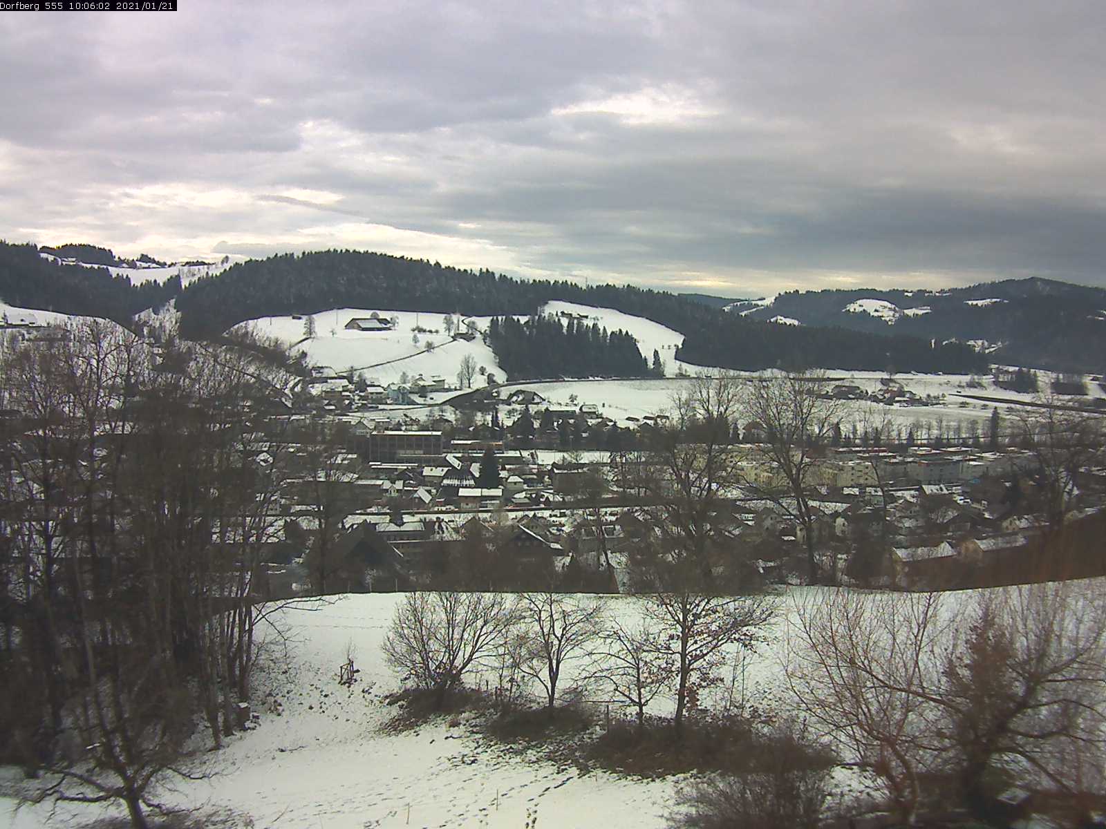 Webcam-Bild: Aussicht vom Dorfberg in Langnau 20210121-100601