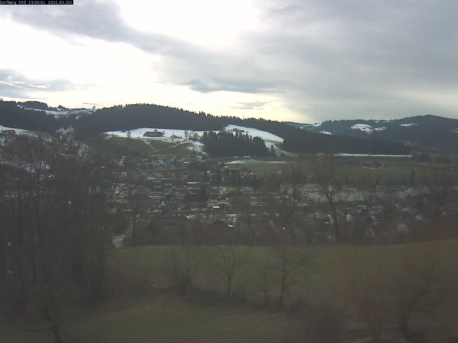 Webcam-Bild: Aussicht vom Dorfberg in Langnau 20210122-150601