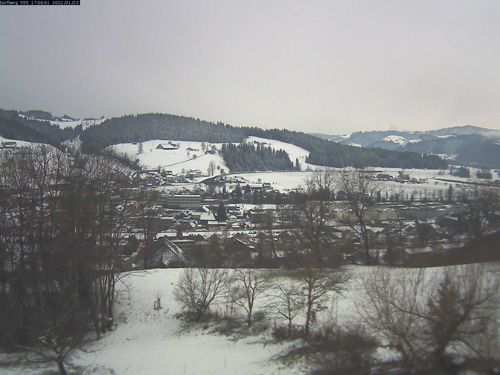 Webcam-Bild: Aussicht vom Dorfberg in Langnau 20210123-170601