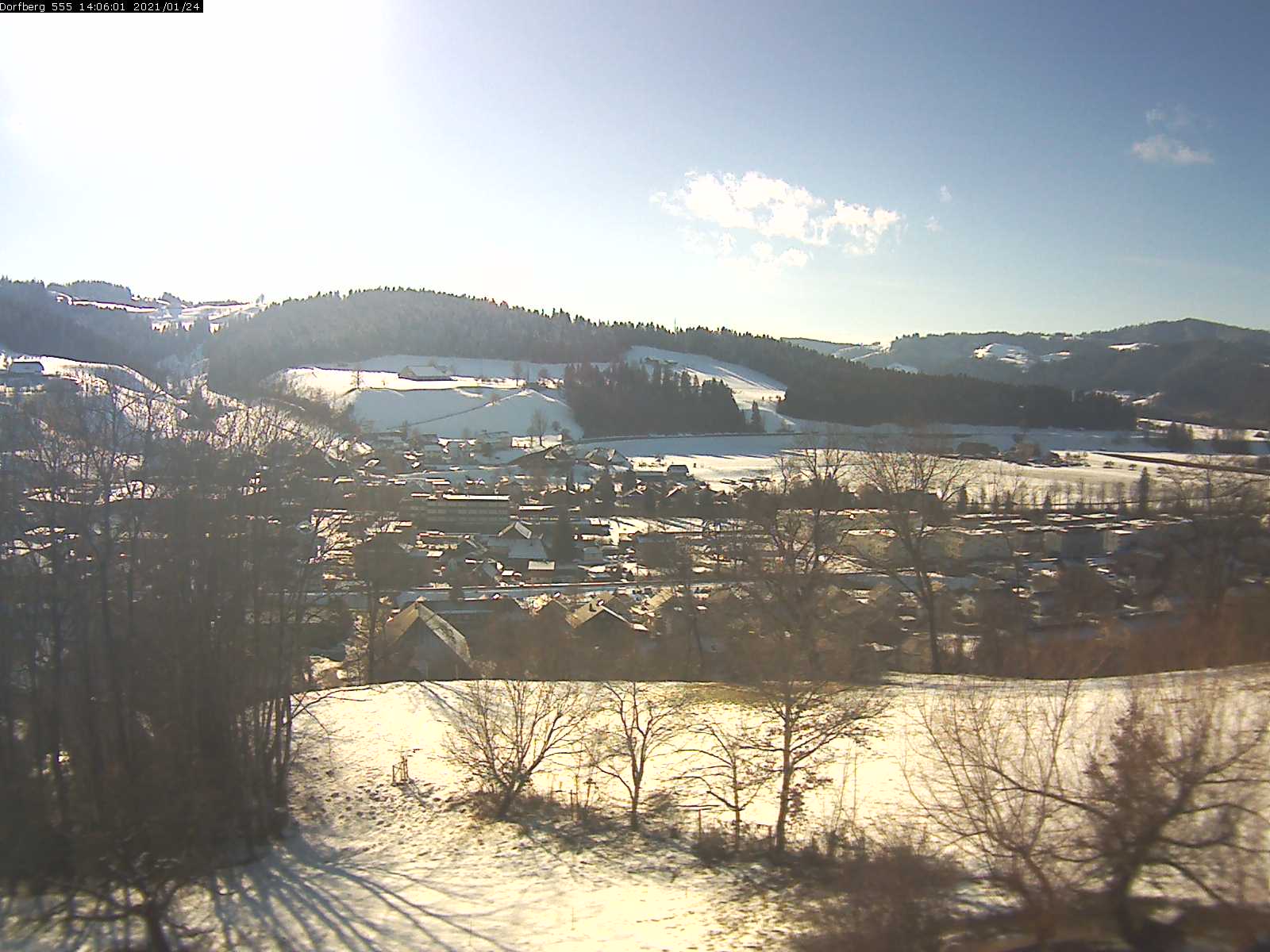 Webcam-Bild: Aussicht vom Dorfberg in Langnau 20210124-140601