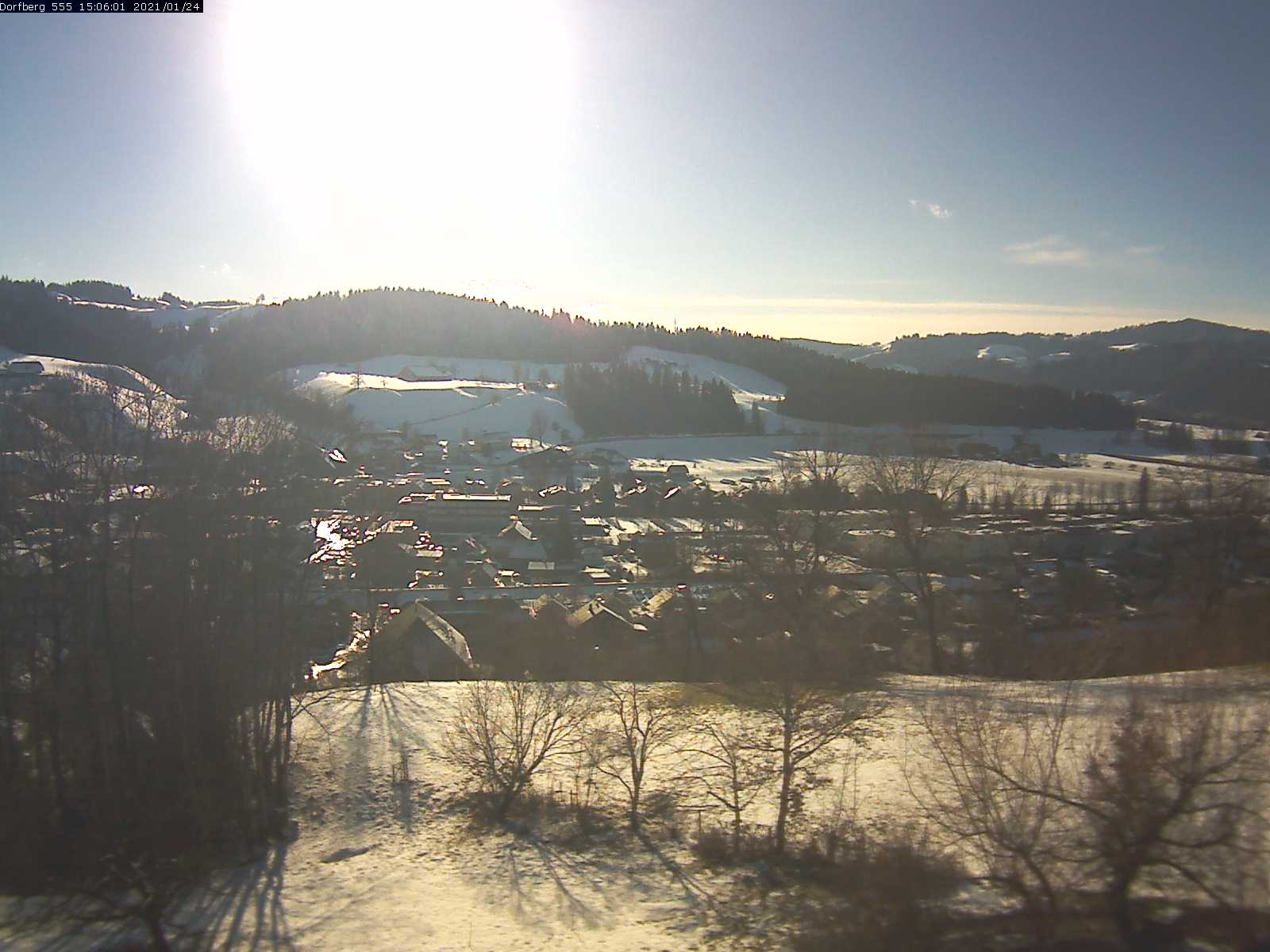 Webcam-Bild: Aussicht vom Dorfberg in Langnau 20210124-150601