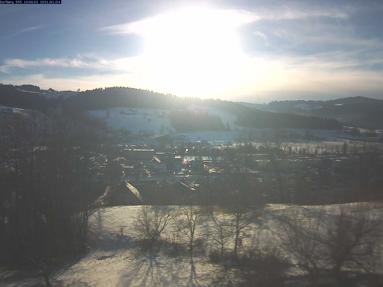 Webcam-Bild: Aussicht vom Dorfberg in Langnau 20210124-160601