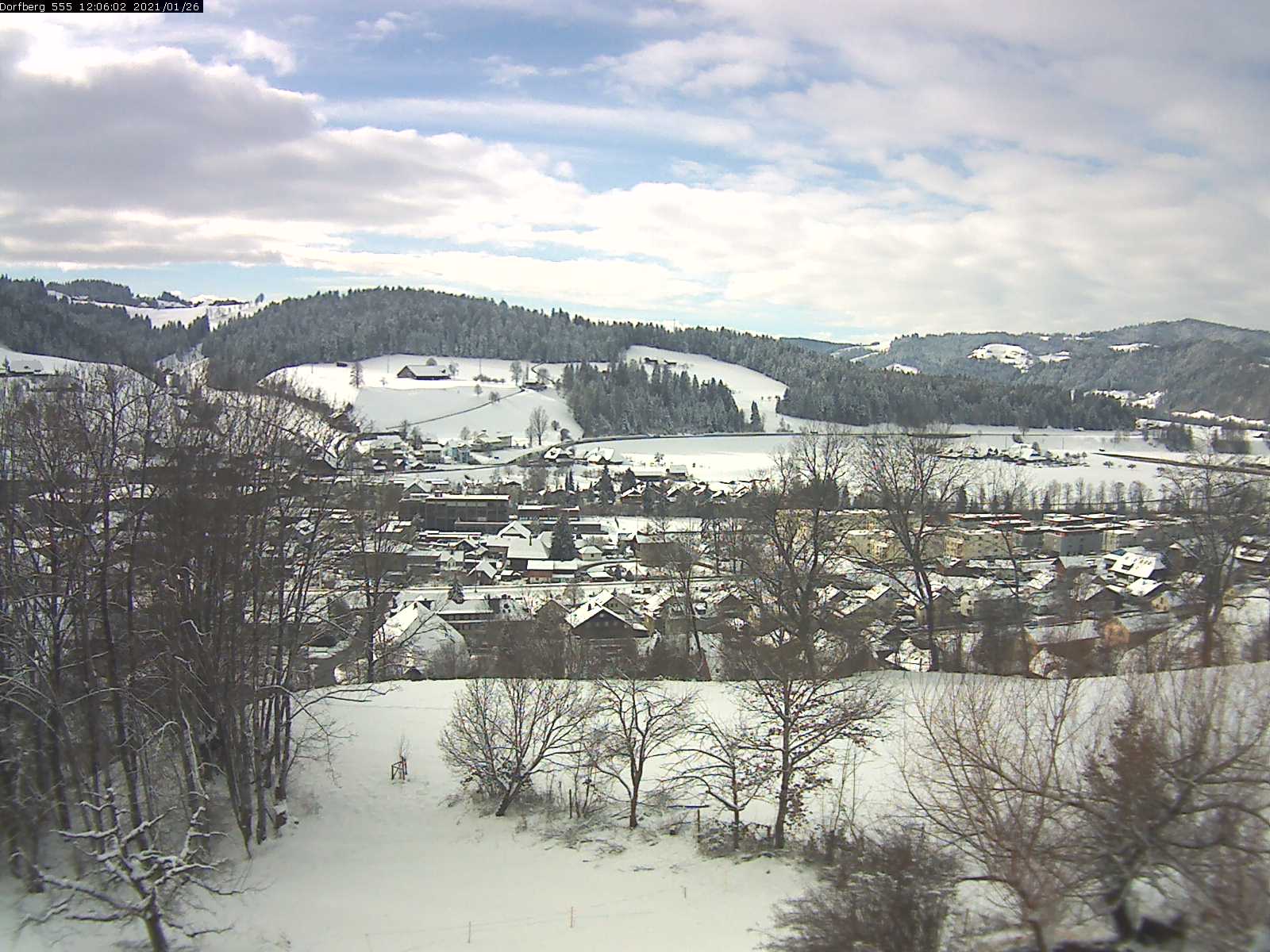 Webcam-Bild: Aussicht vom Dorfberg in Langnau 20210126-120601