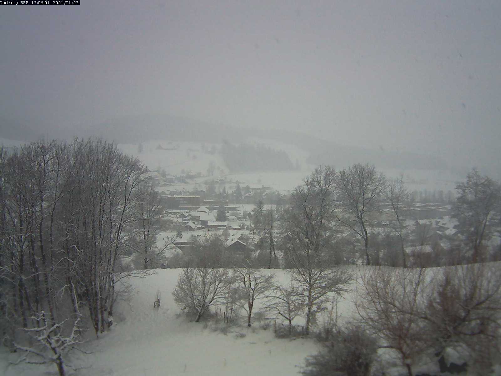 Webcam-Bild: Aussicht vom Dorfberg in Langnau 20210127-170601