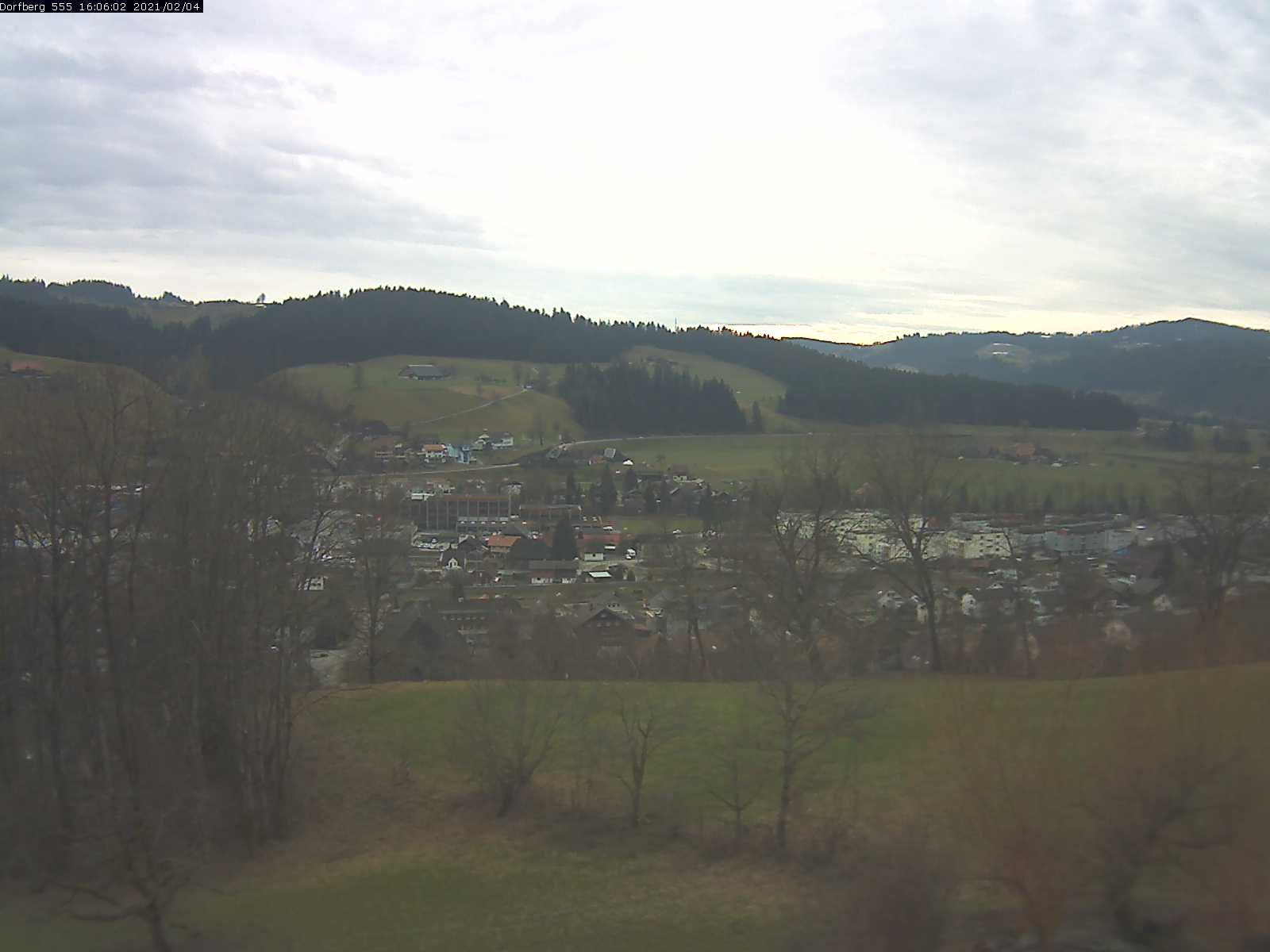 Webcam-Bild: Aussicht vom Dorfberg in Langnau 20210204-160601