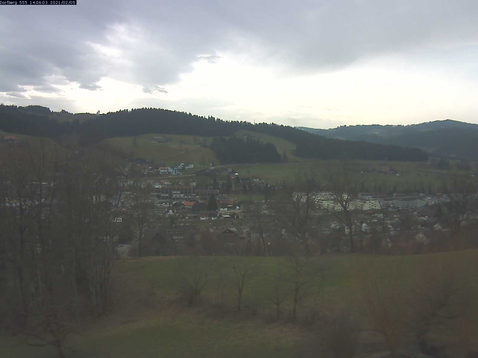 Webcam-Bild: Aussicht vom Dorfberg in Langnau 20210205-140601