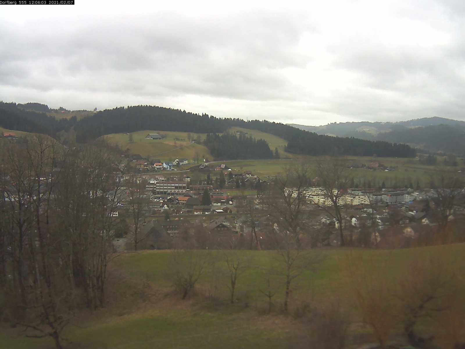 Webcam-Bild: Aussicht vom Dorfberg in Langnau 20210207-120601