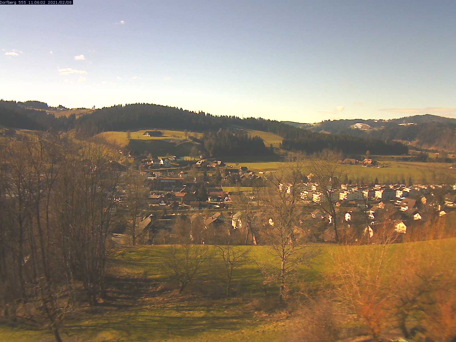 Webcam-Bild: Aussicht vom Dorfberg in Langnau 20210208-110601