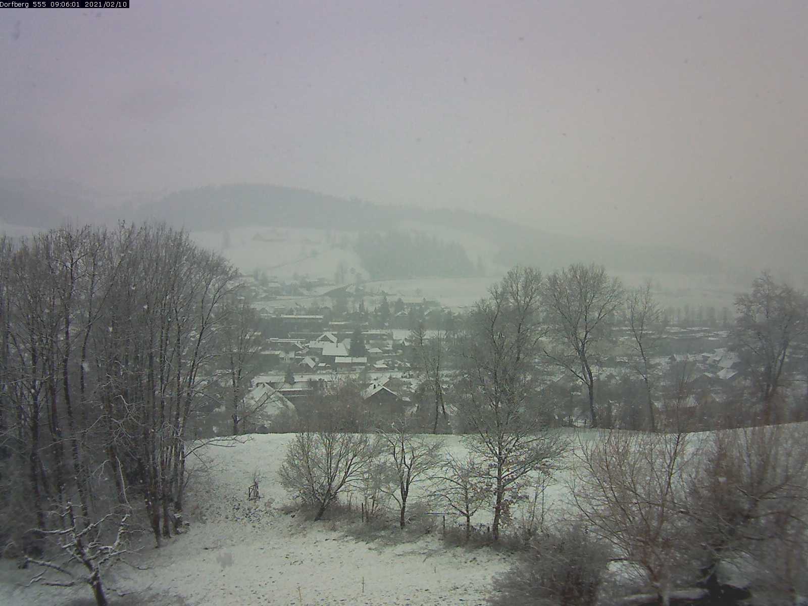 Webcam-Bild: Aussicht vom Dorfberg in Langnau 20210210-090601