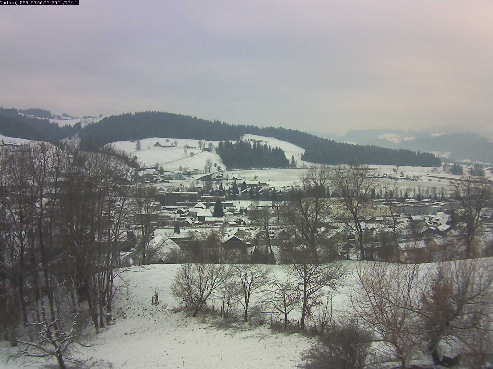 Webcam-Bild: Aussicht vom Dorfberg in Langnau 20210211-090601