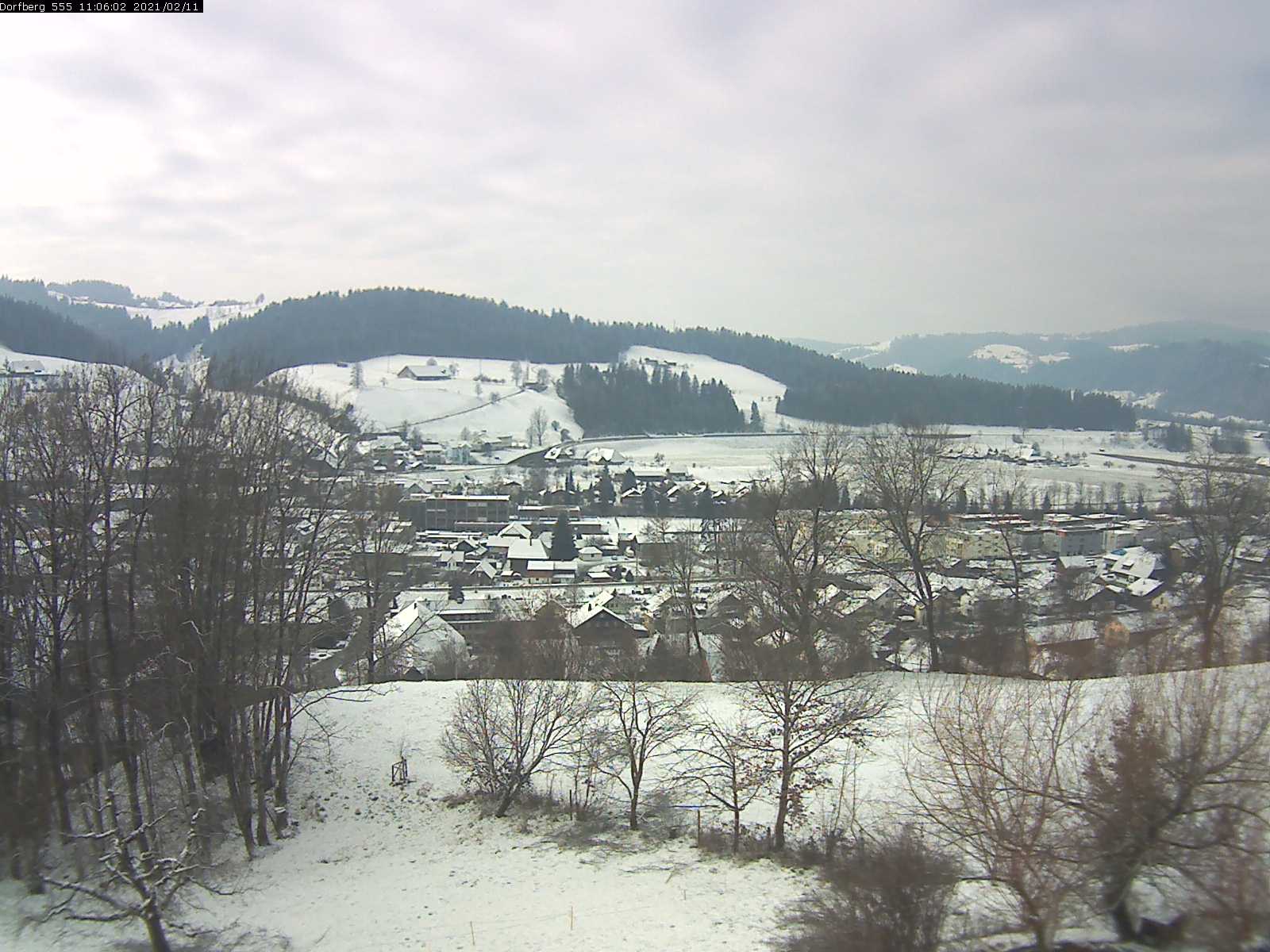 Webcam-Bild: Aussicht vom Dorfberg in Langnau 20210211-110601