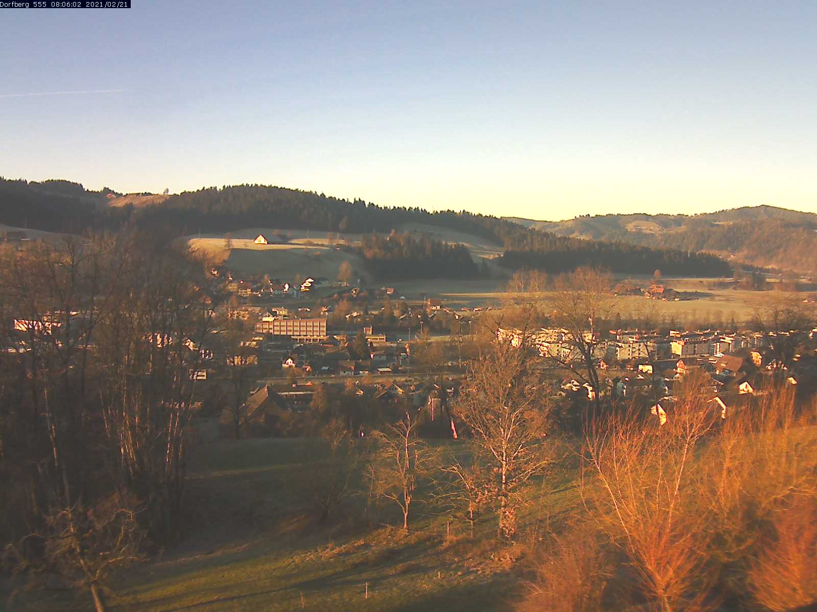 Webcam-Bild: Aussicht vom Dorfberg in Langnau 20210221-080601