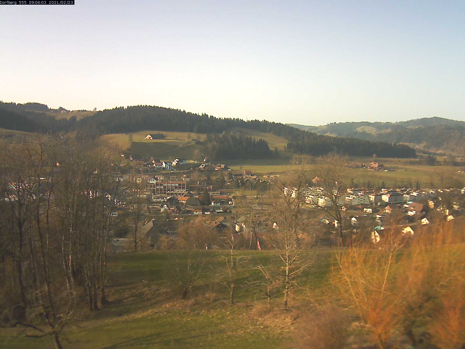 Webcam-Bild: Aussicht vom Dorfberg in Langnau 20210223-090601