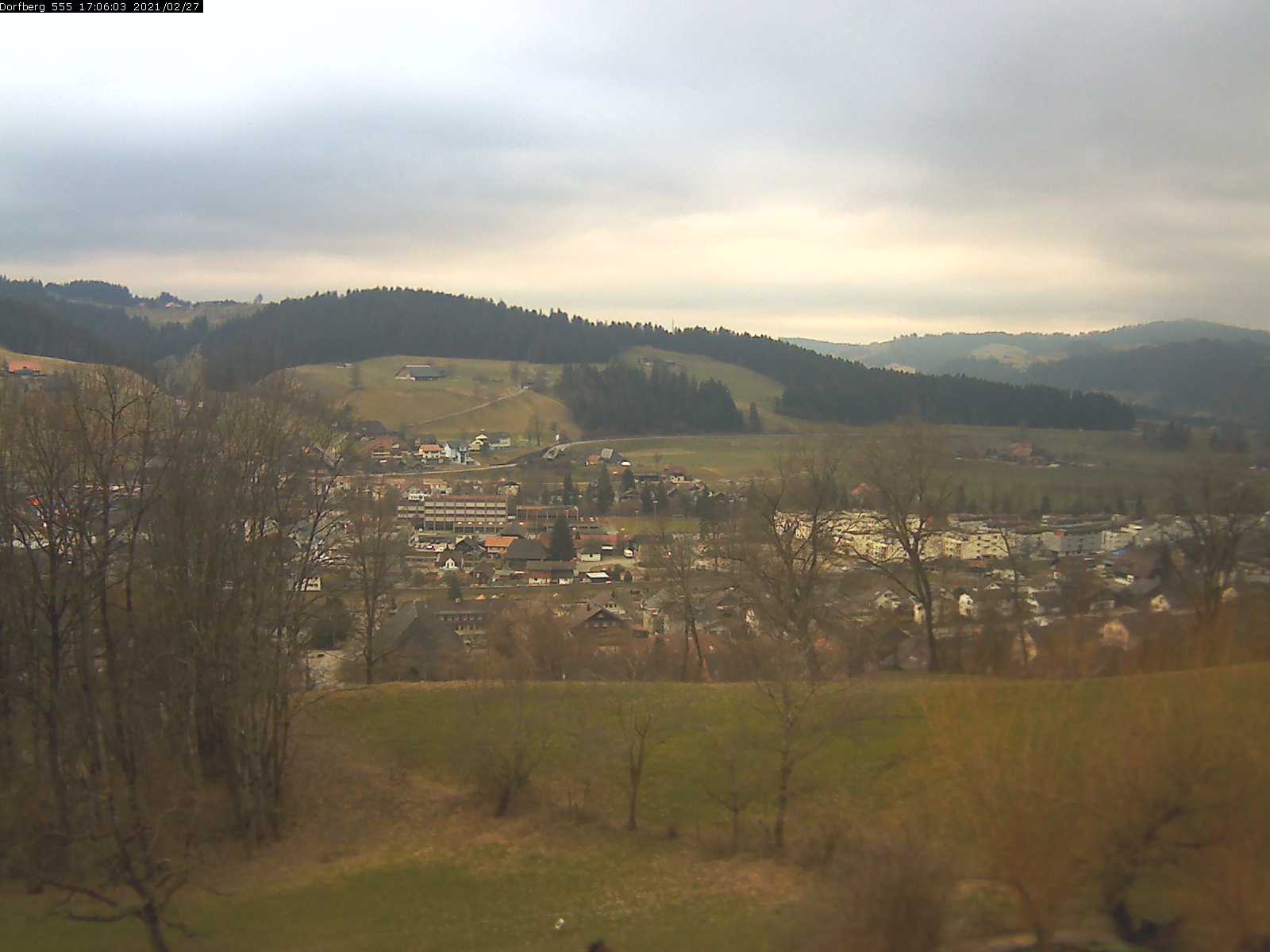 Webcam-Bild: Aussicht vom Dorfberg in Langnau 20210227-170601