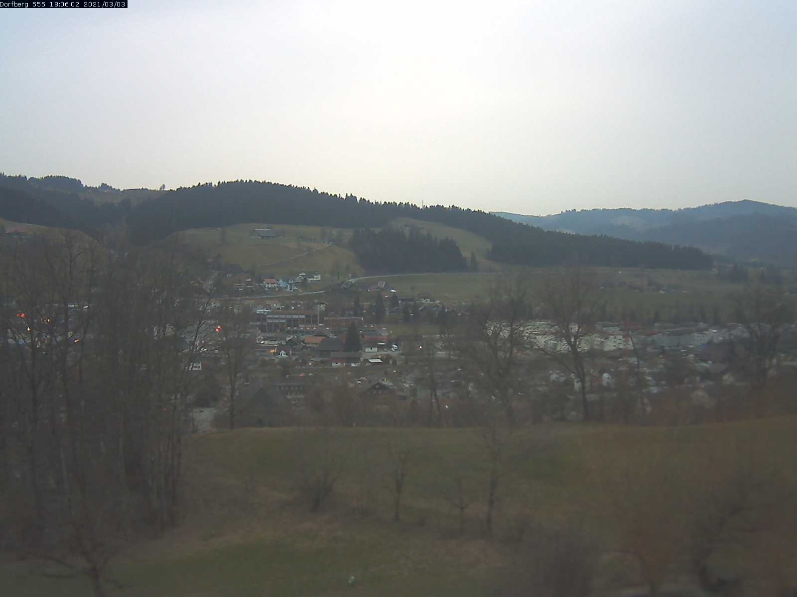 Webcam-Bild: Aussicht vom Dorfberg in Langnau 20210303-180601