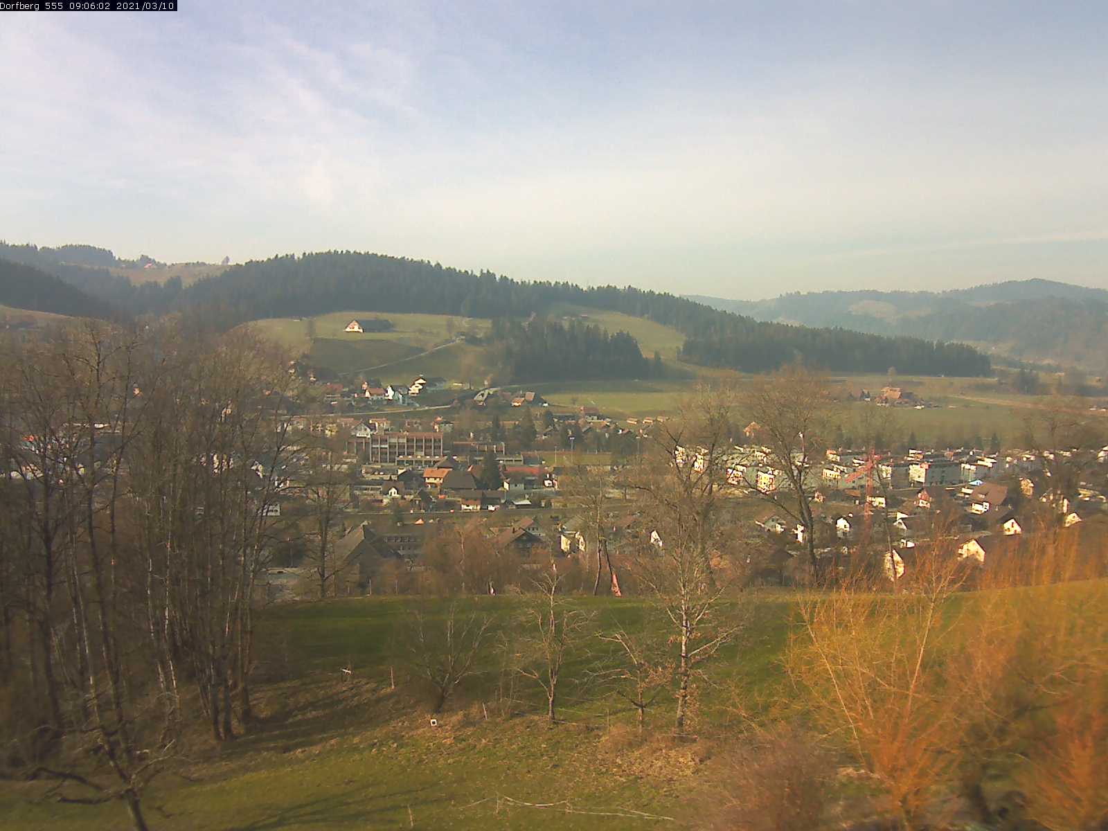 Webcam-Bild: Aussicht vom Dorfberg in Langnau 20210310-090601