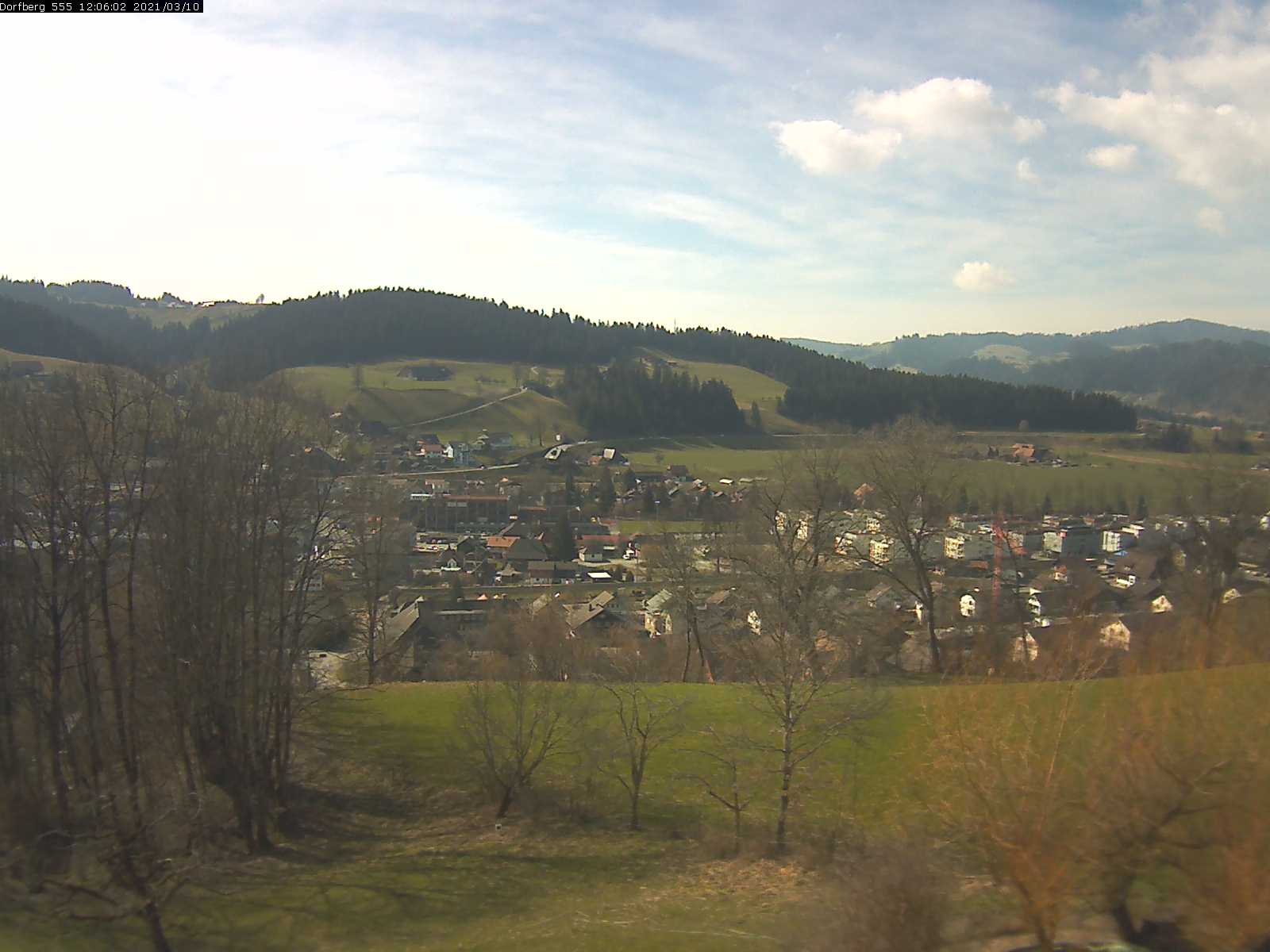 Webcam-Bild: Aussicht vom Dorfberg in Langnau 20210310-120601