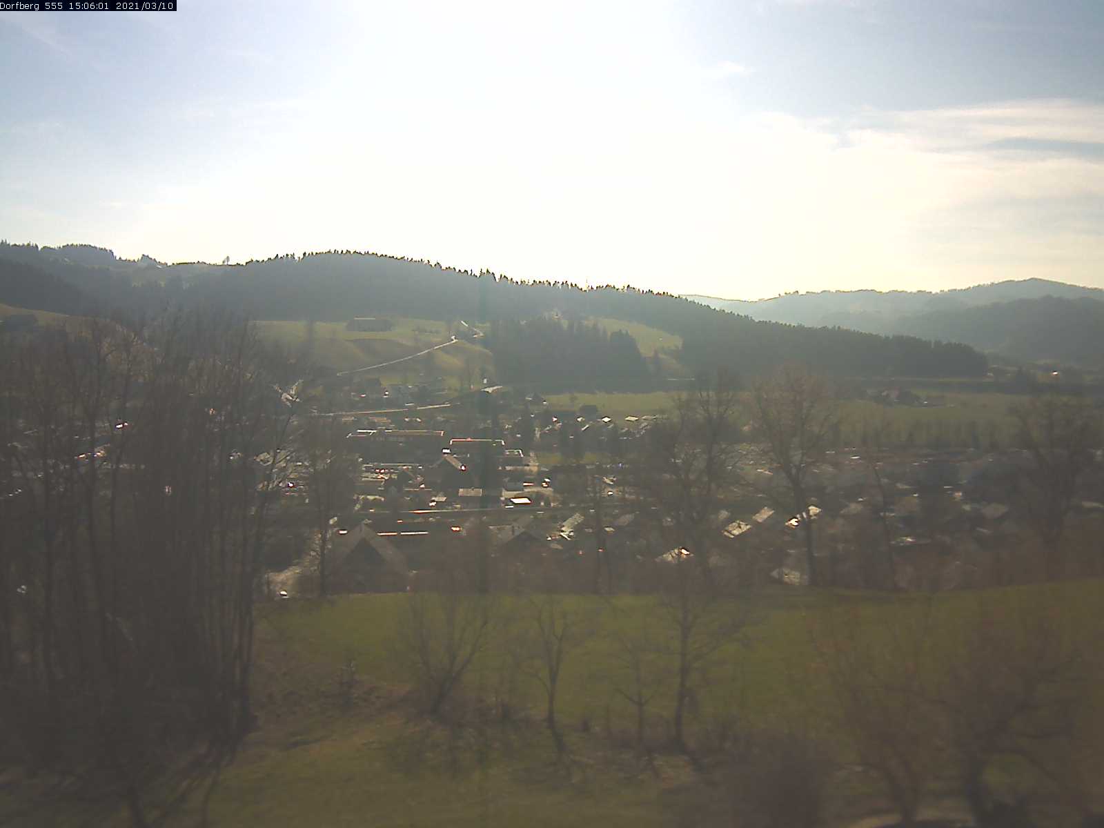 Webcam-Bild: Aussicht vom Dorfberg in Langnau 20210310-150601