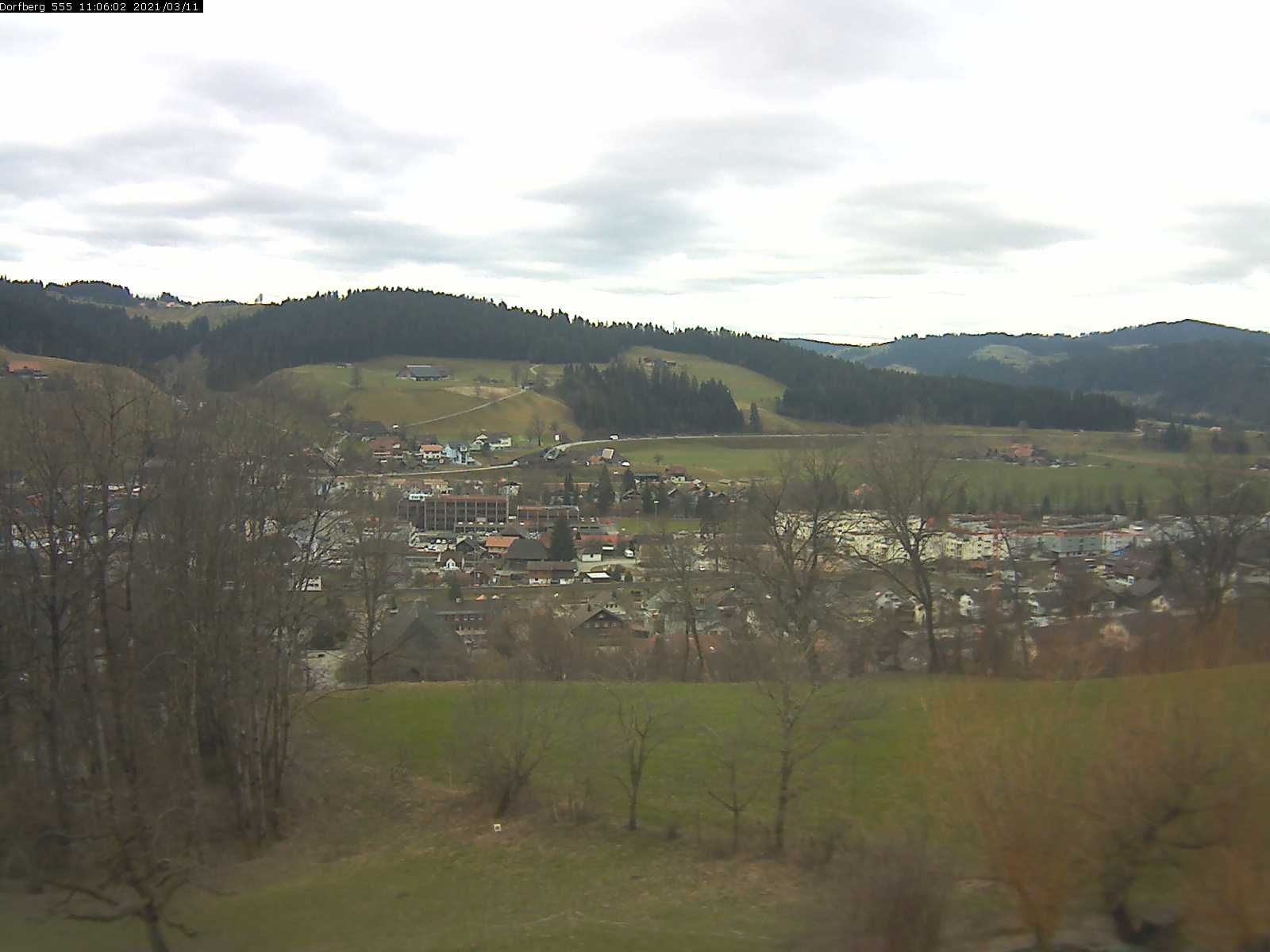 Webcam-Bild: Aussicht vom Dorfberg in Langnau 20210311-110601
