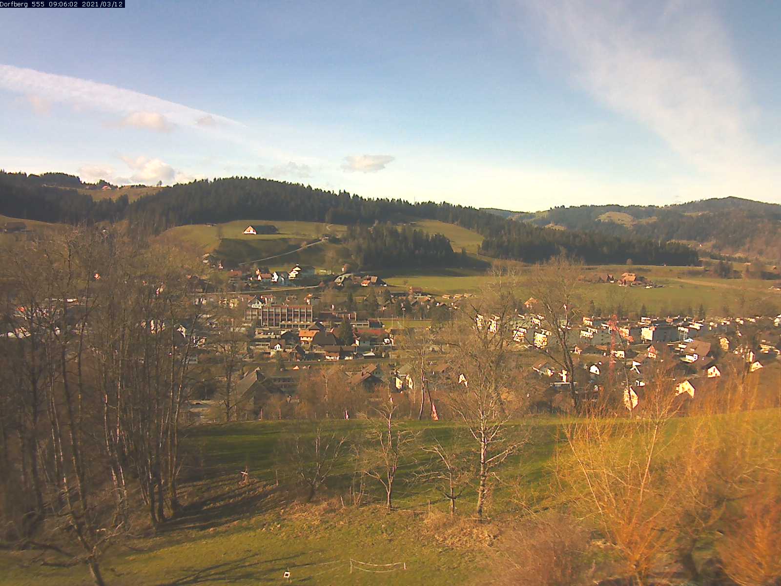 Webcam-Bild: Aussicht vom Dorfberg in Langnau 20210312-090601