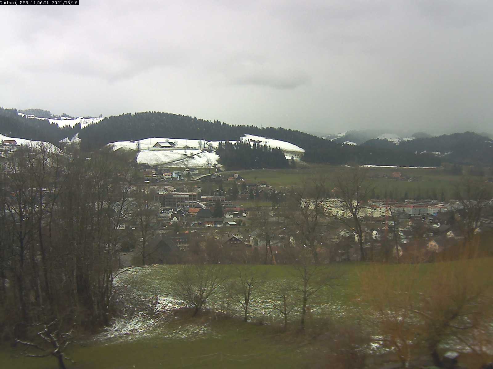Webcam-Bild: Aussicht vom Dorfberg in Langnau 20210316-110601