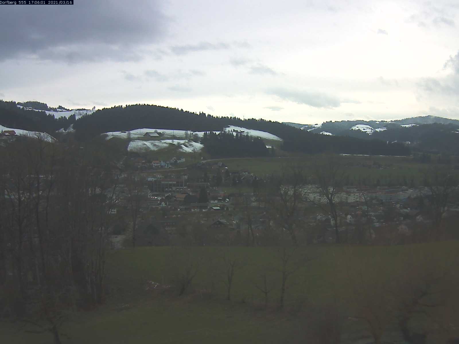 Webcam-Bild: Aussicht vom Dorfberg in Langnau 20210316-170601
