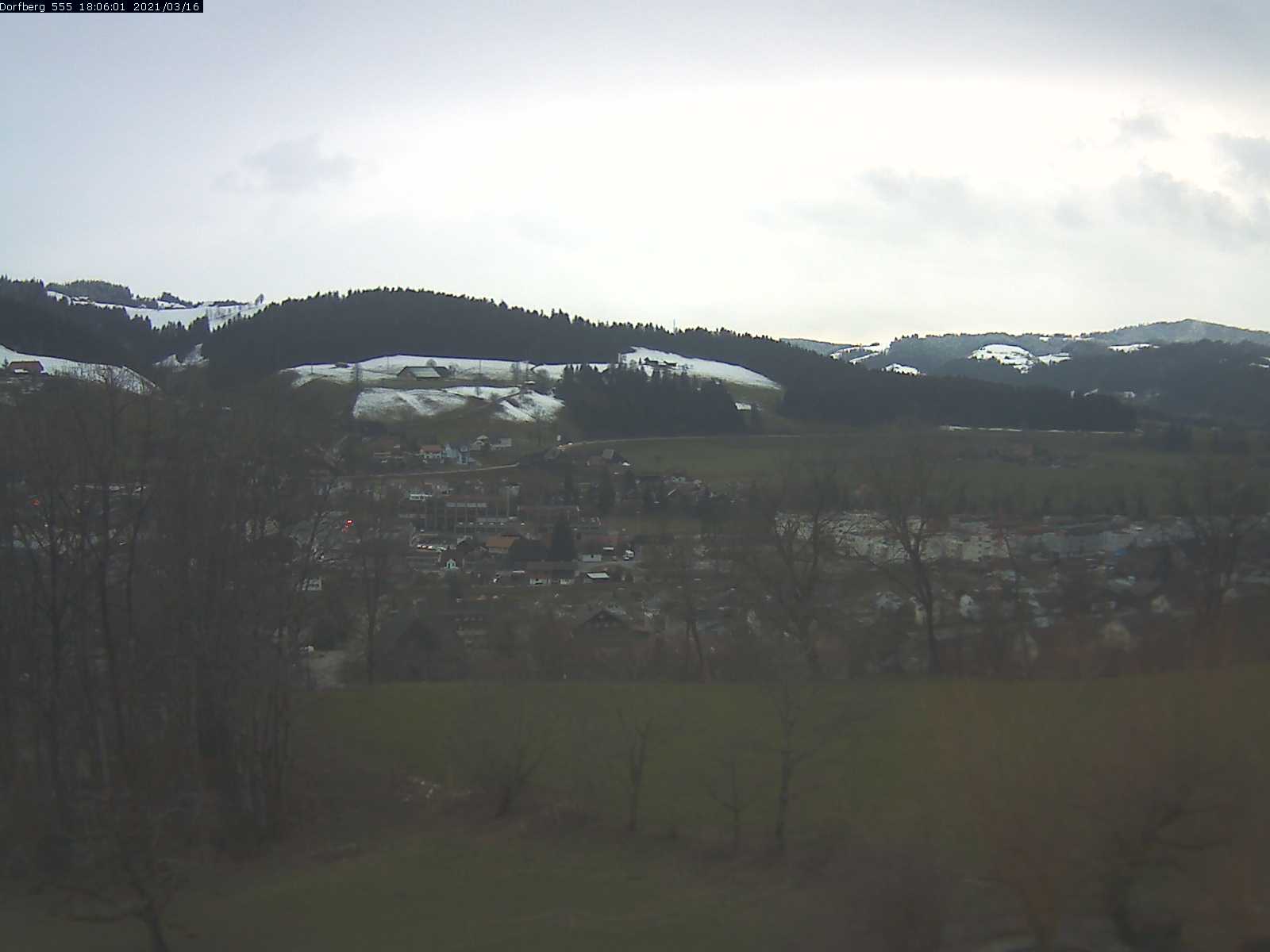 Webcam-Bild: Aussicht vom Dorfberg in Langnau 20210316-180601