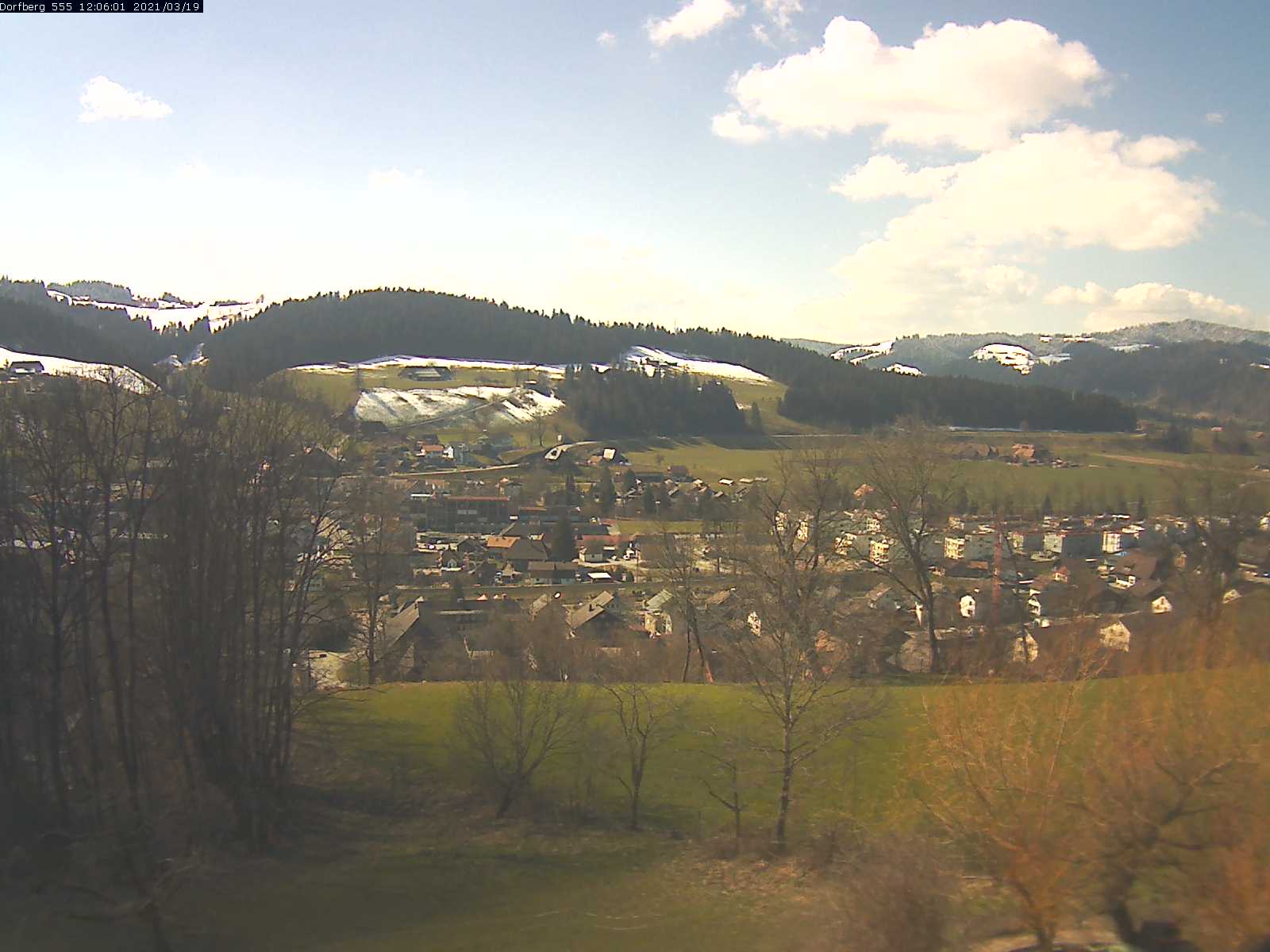 Webcam-Bild: Aussicht vom Dorfberg in Langnau 20210319-120601