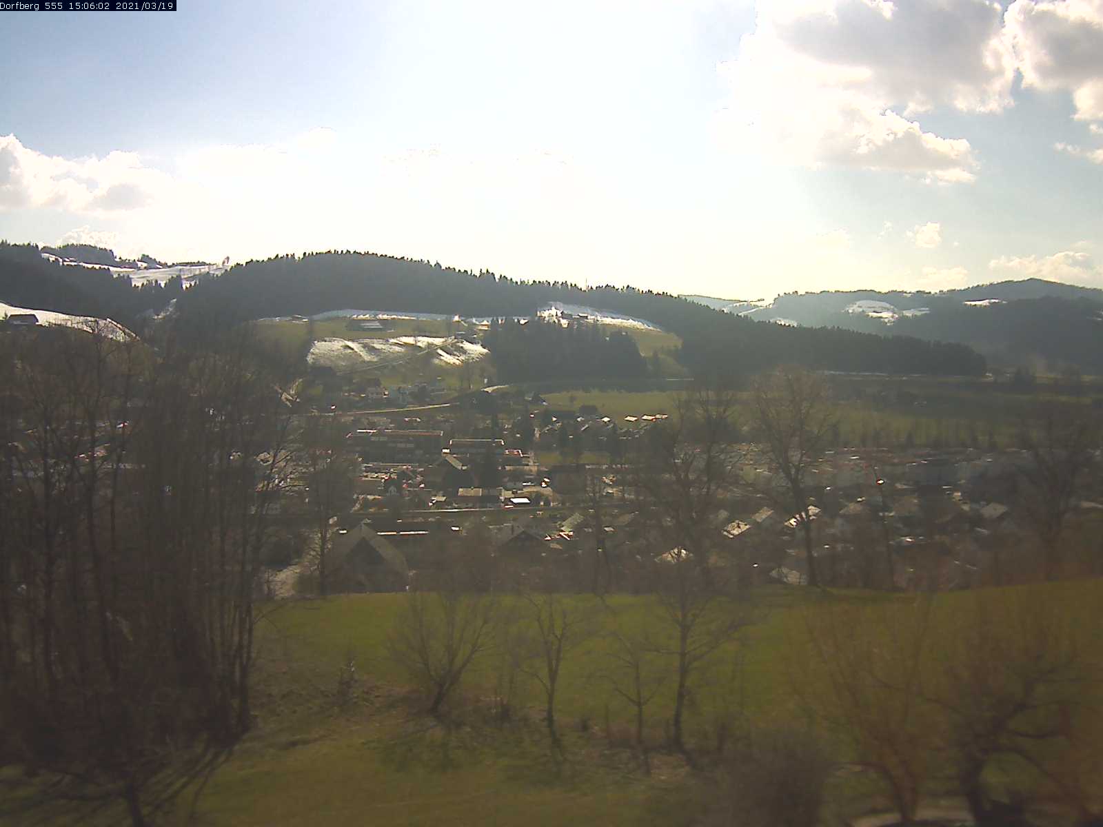 Webcam-Bild: Aussicht vom Dorfberg in Langnau 20210319-150602