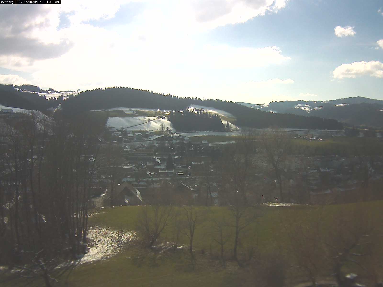 Webcam-Bild: Aussicht vom Dorfberg in Langnau 20210320-150601