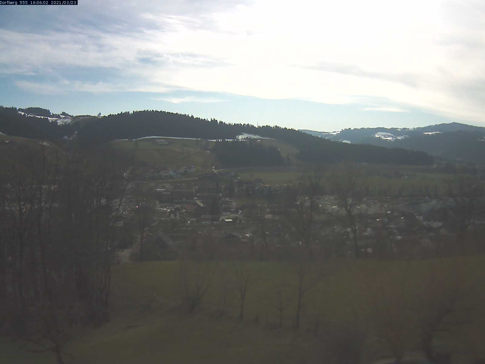 Webcam-Bild: Aussicht vom Dorfberg in Langnau 20210323-160601