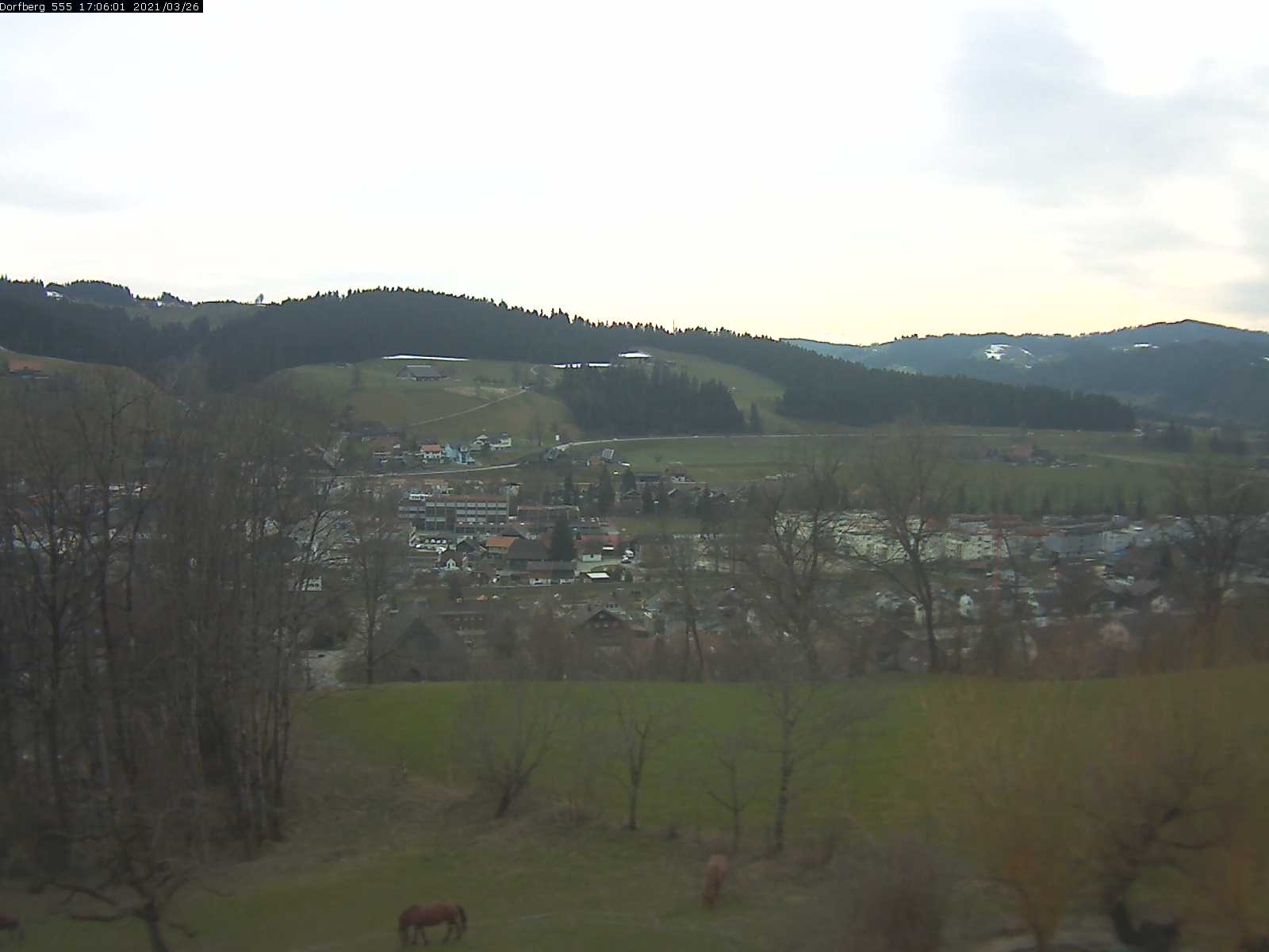 Webcam-Bild: Aussicht vom Dorfberg in Langnau 20210326-170601