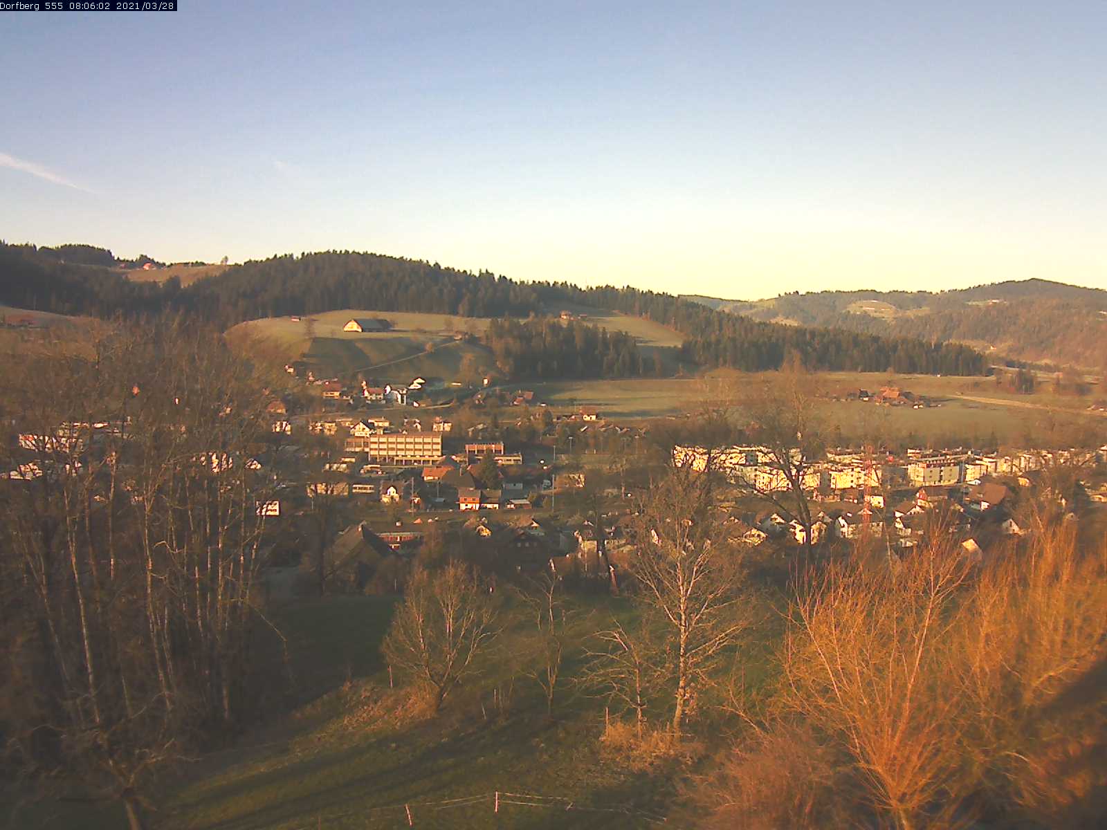 Webcam-Bild: Aussicht vom Dorfberg in Langnau 20210328-080601