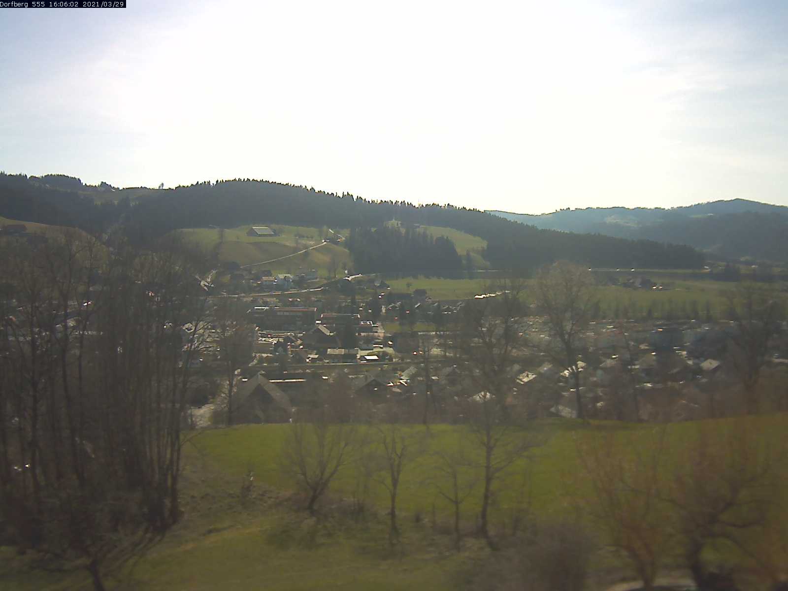 Webcam-Bild: Aussicht vom Dorfberg in Langnau 20210329-160601
