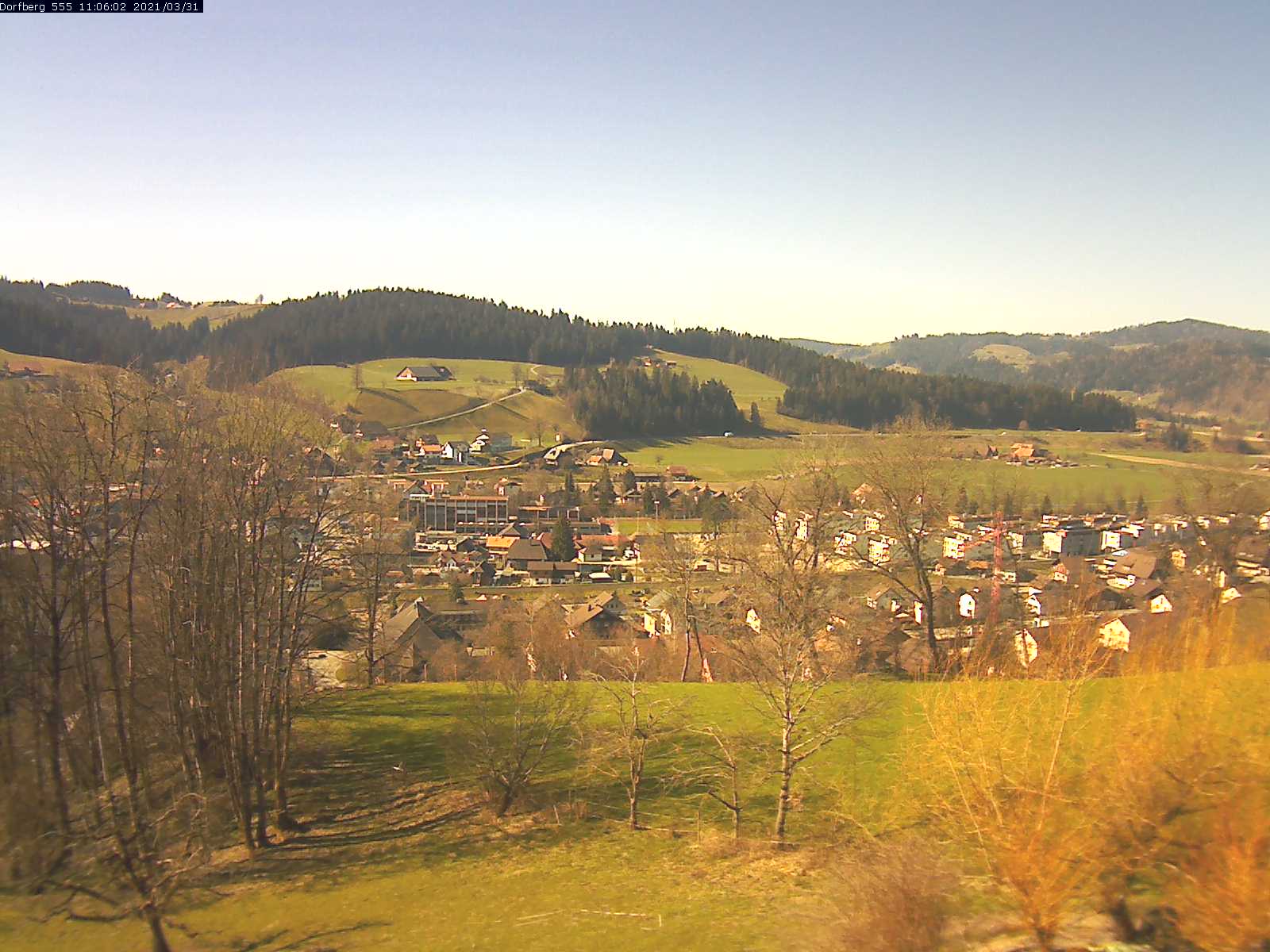 Webcam-Bild: Aussicht vom Dorfberg in Langnau 20210331-110601