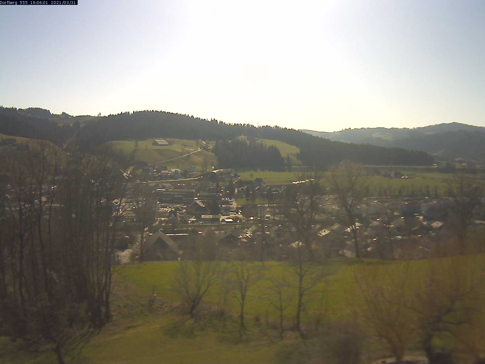 Webcam-Bild: Aussicht vom Dorfberg in Langnau 20210331-160601
