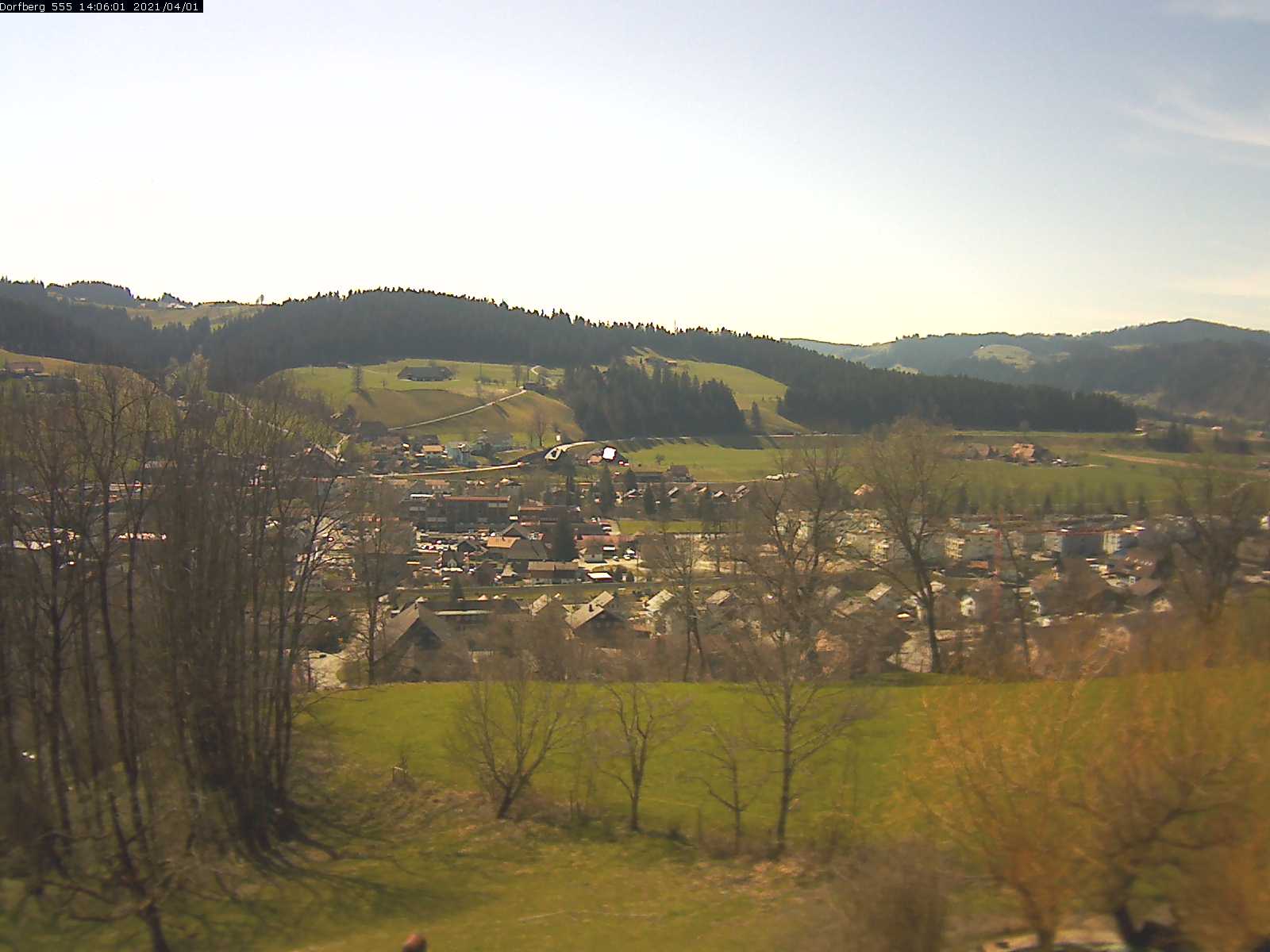Webcam-Bild: Aussicht vom Dorfberg in Langnau 20210401-140601