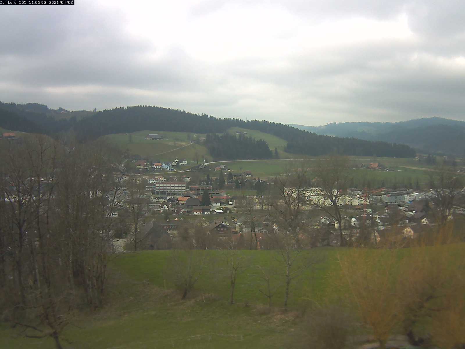 Webcam-Bild: Aussicht vom Dorfberg in Langnau 20210403-110601