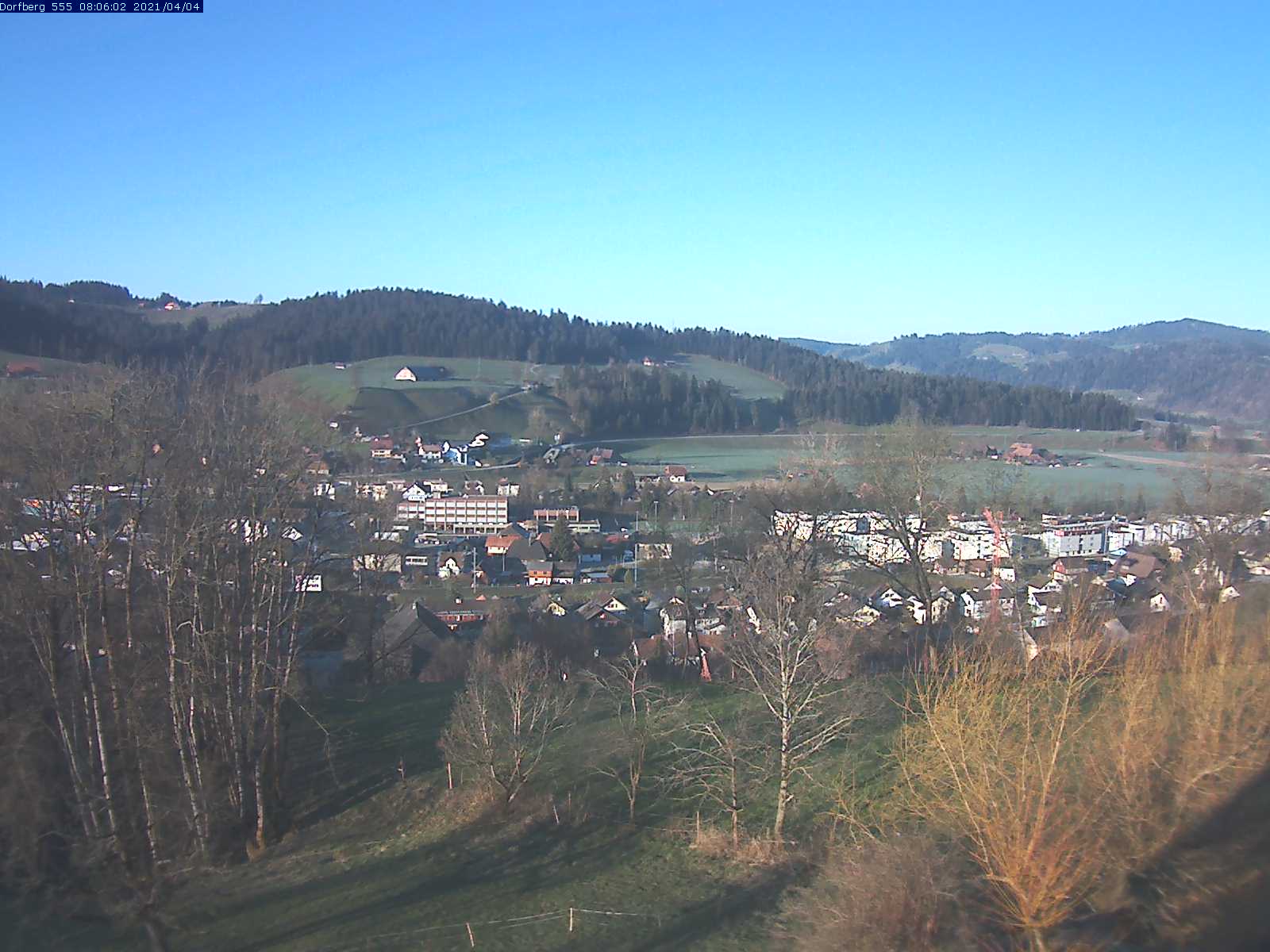 Webcam-Bild: Aussicht vom Dorfberg in Langnau 20210404-080601