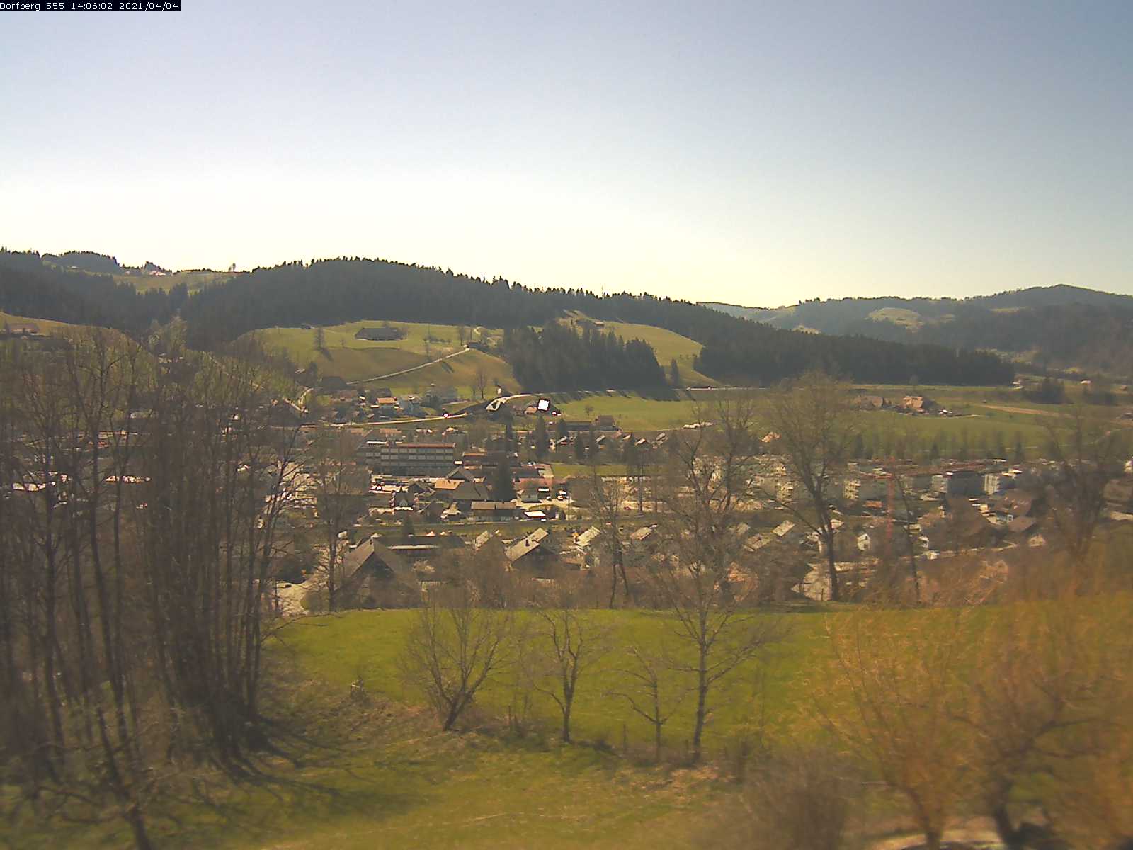 Webcam-Bild: Aussicht vom Dorfberg in Langnau 20210404-140601