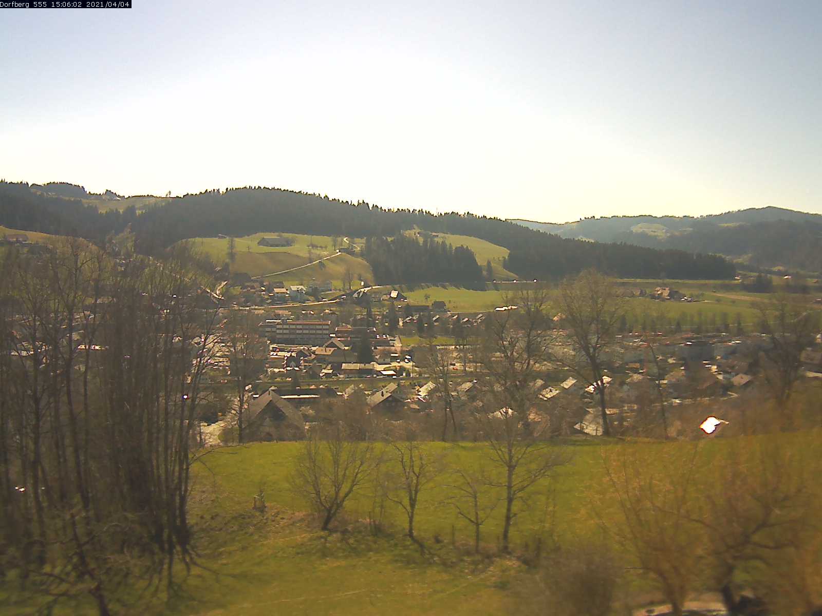 Webcam-Bild: Aussicht vom Dorfberg in Langnau 20210404-150601