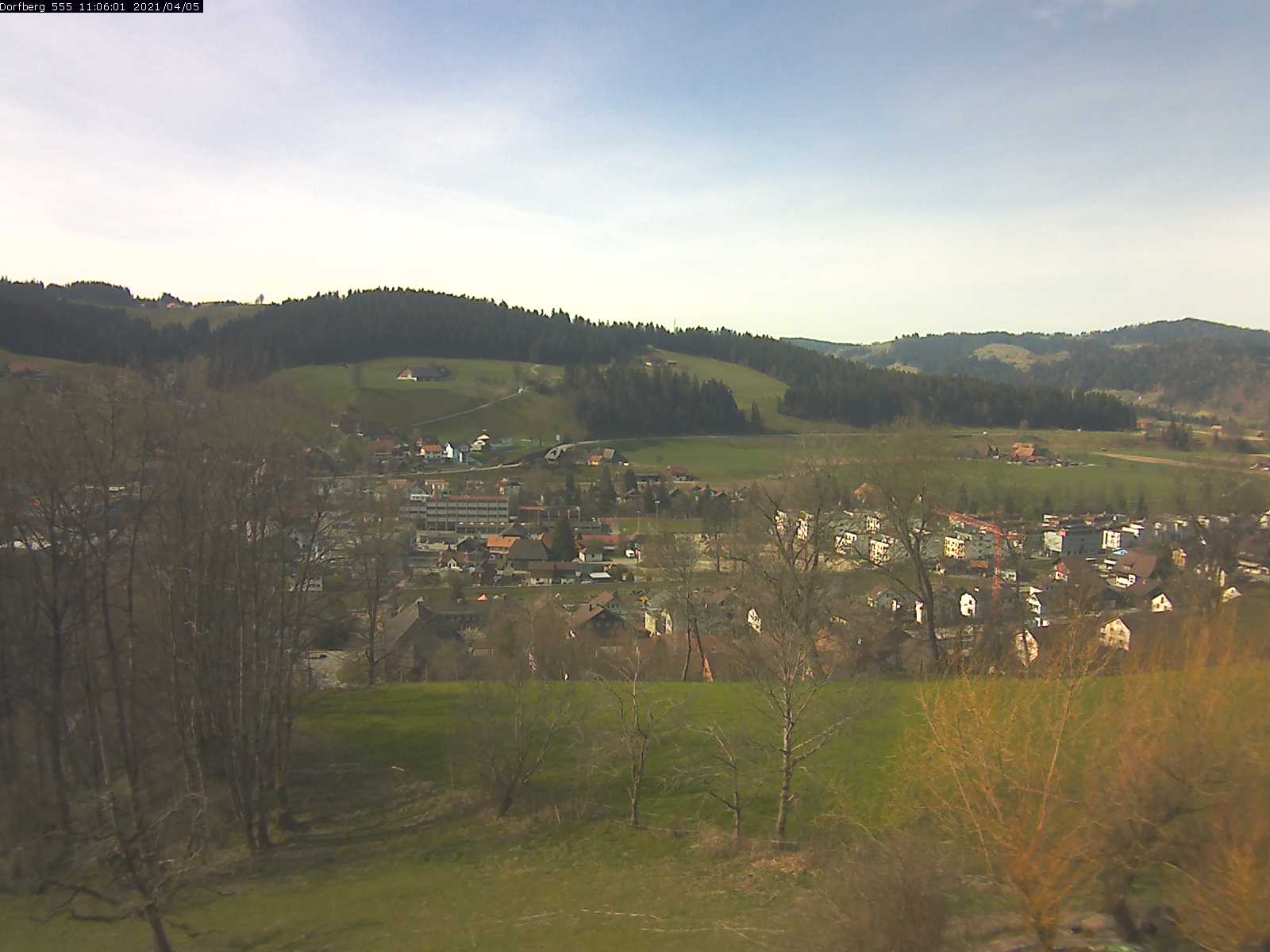 Webcam-Bild: Aussicht vom Dorfberg in Langnau 20210405-110601