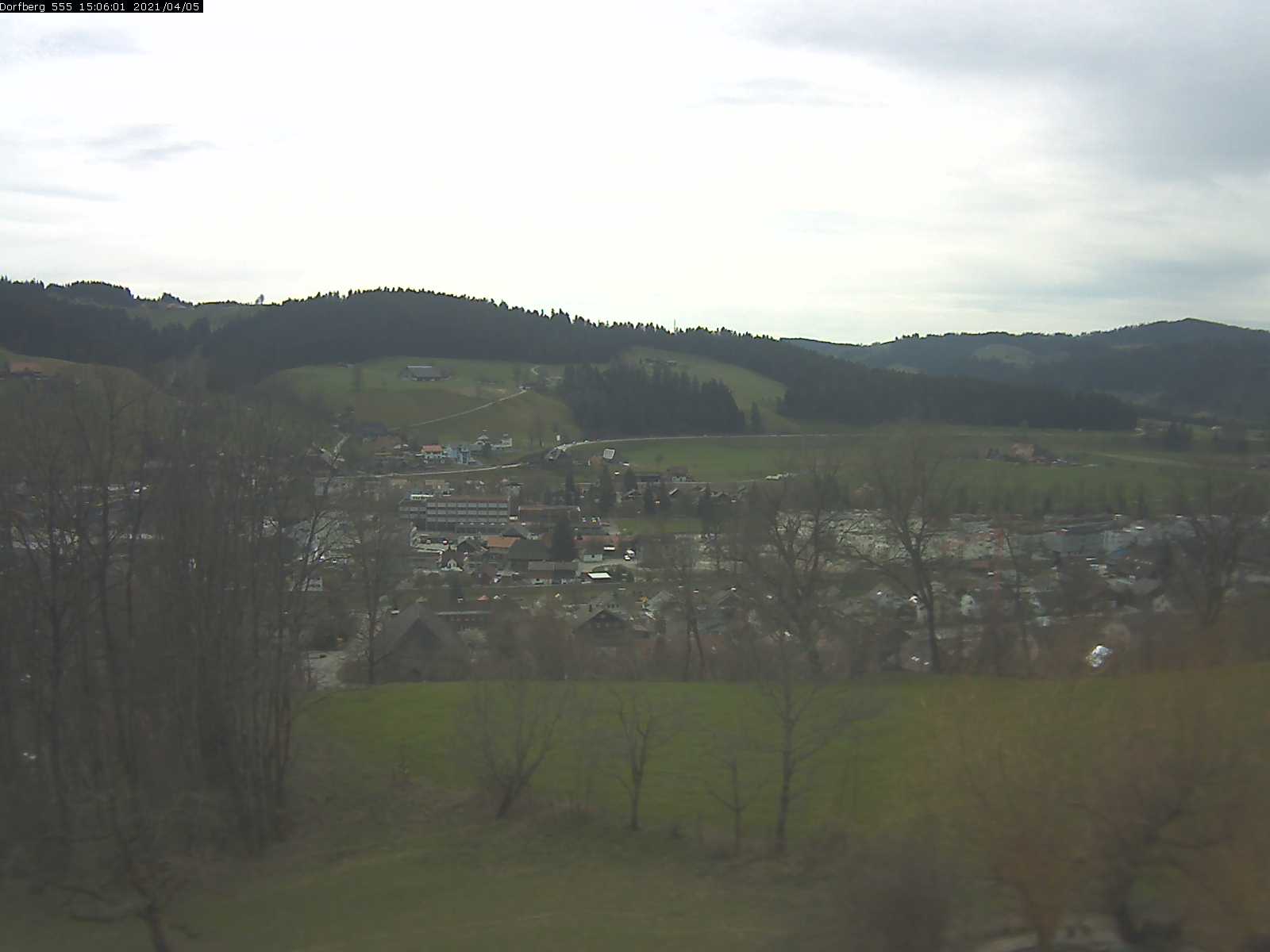 Webcam-Bild: Aussicht vom Dorfberg in Langnau 20210405-150601