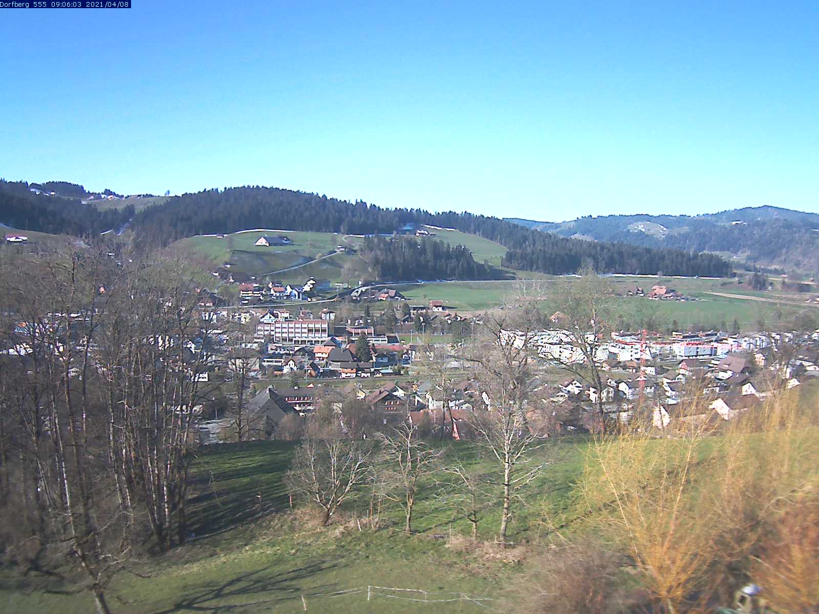 Webcam-Bild: Aussicht vom Dorfberg in Langnau 20210408-090601