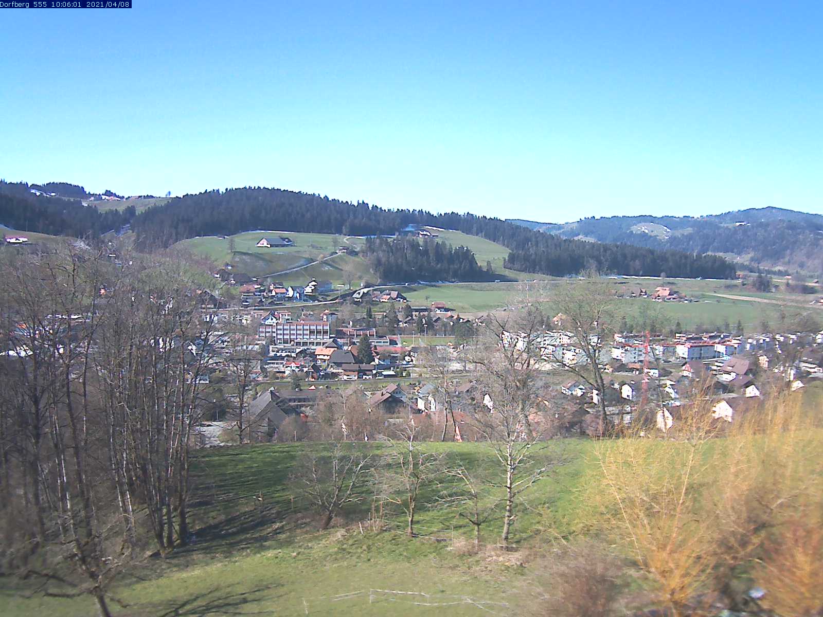 Webcam-Bild: Aussicht vom Dorfberg in Langnau 20210408-100601